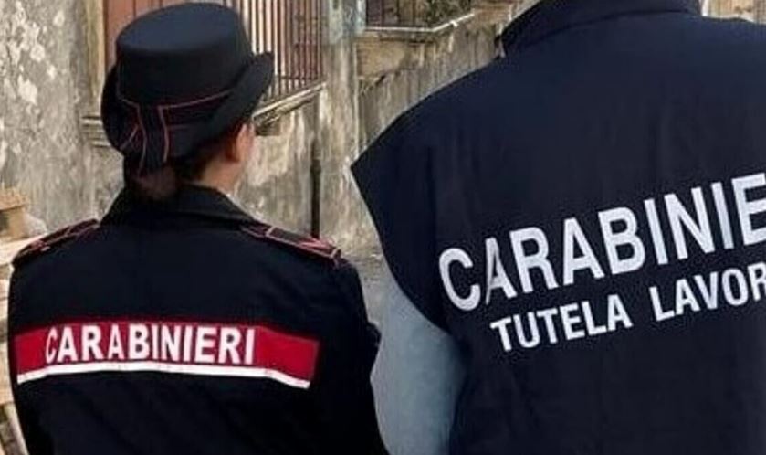 Tragedia a Quarto: 54enne muore folgorato nel giardino di una villa