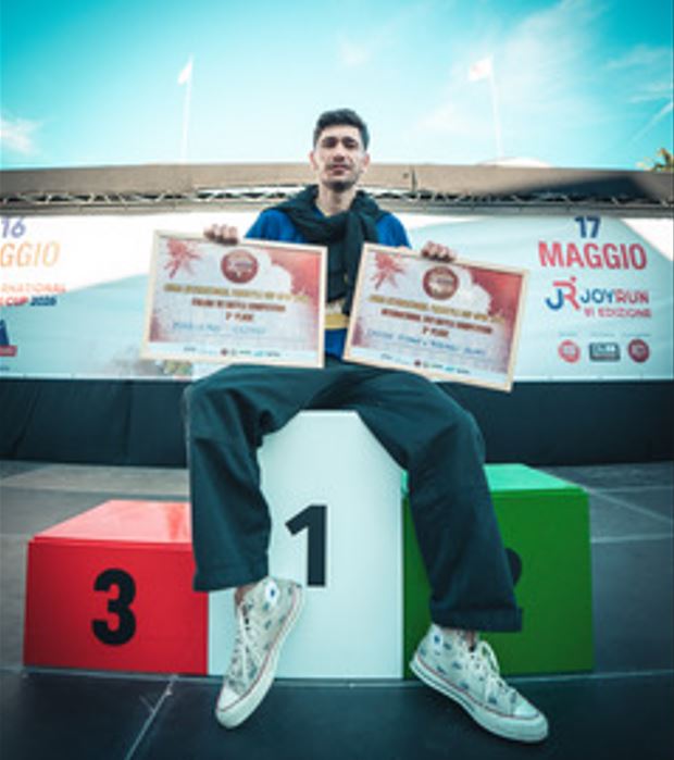Il puteolano Mariano Olino due volte sul podio ai campionati internazionali di calcio freestyle
