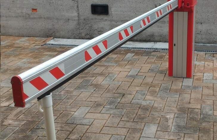 POZZUOLI/ Parcheggi custoditi, Polizia e Finanza sequestrano un’area non autorizzata