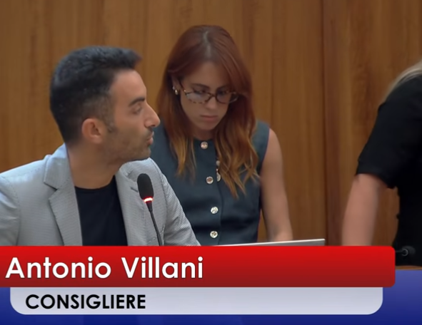 POZZUOLI/ Villani spacca la maggioranza: in aula restano solo 5 consiglieri a sostegno del sindaco