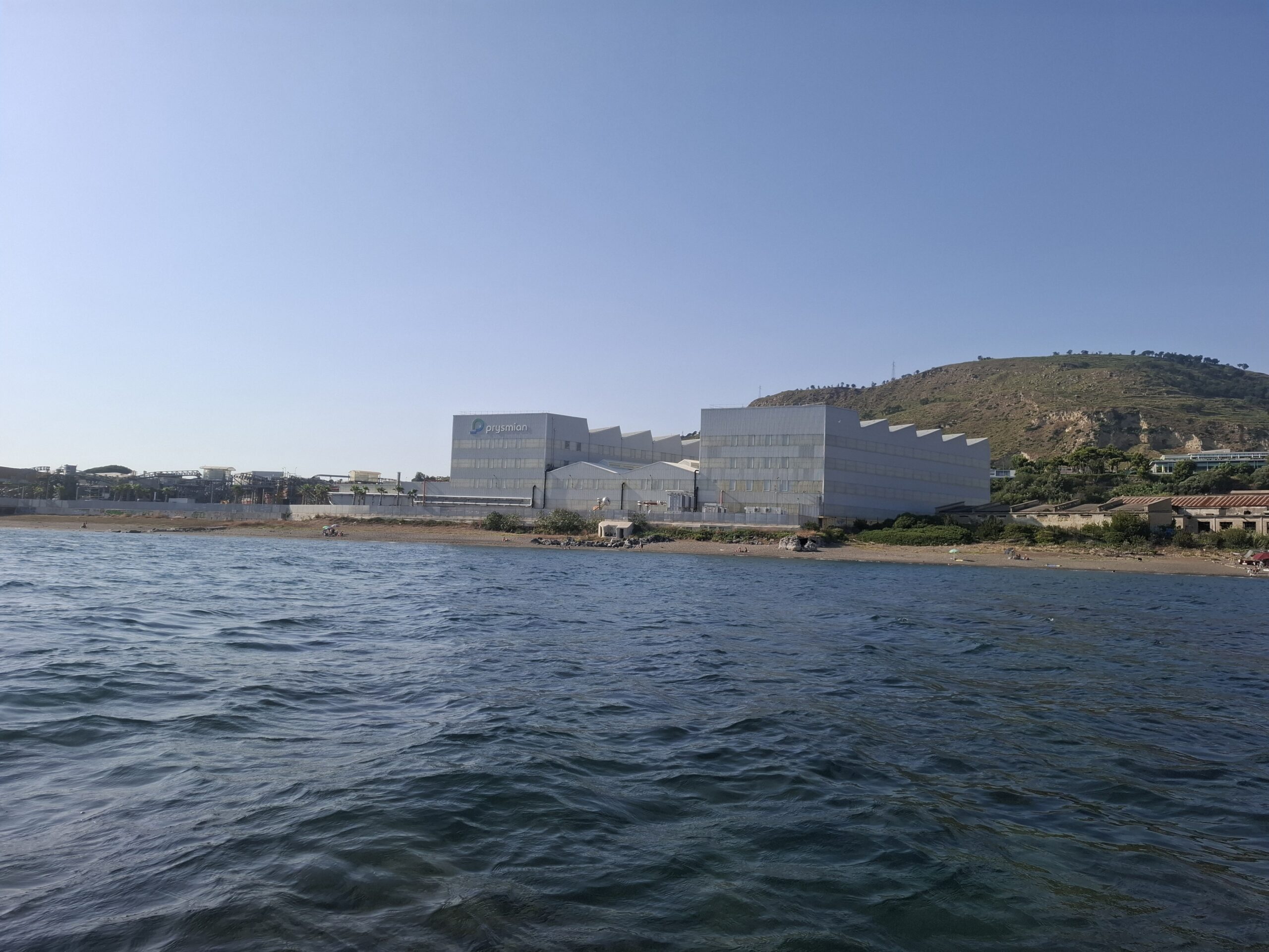 Trema ancora la terra a Pozzuoli: scossa di magnitudo 3.8 con epicentro in mare