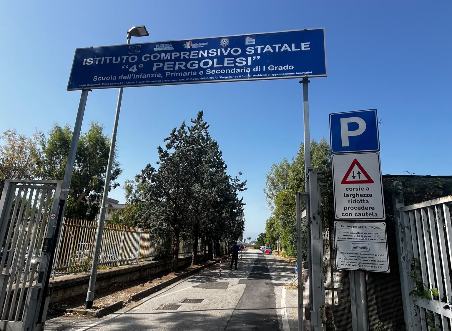 POZZUOLI/ Parcheggio nega la sosta ai motorini “Non è previsto”
