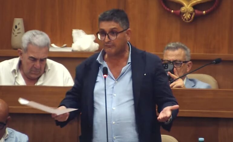 POZZUOLI/ La nuova crisi che toglie il sonno a Manzoni che medita le dimissioni