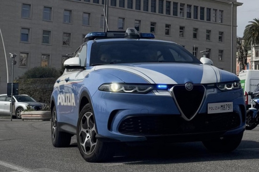Violenza sessuale e sequestro di persona: Polizia arresta 40enne