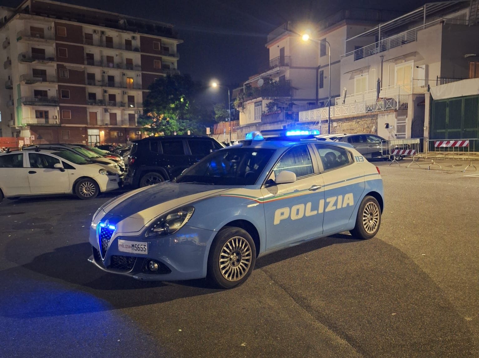 POZZUOLI/ Task force senza sosta della Polizia a Largo Palazzine: identificate altre 31 persone