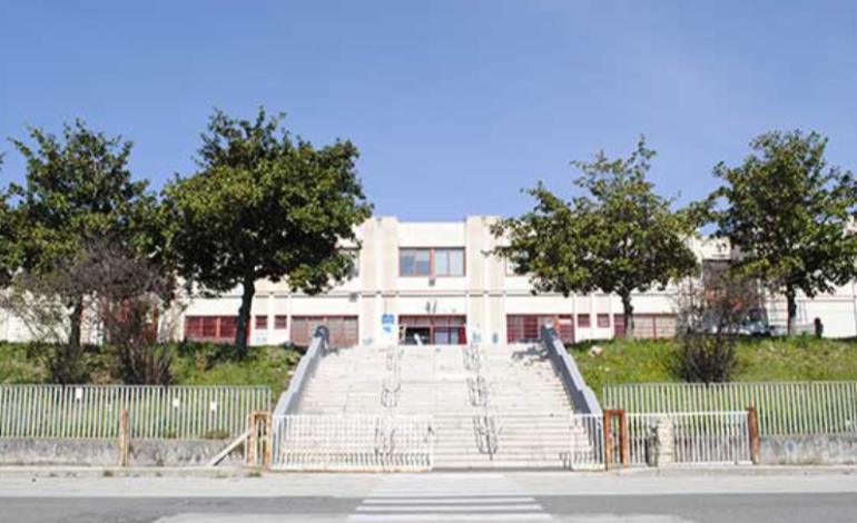 POZZUOLI/ Bimbo con disturbo neuropsichiatrico escluso dalla gita scolastica di fine anno: scatta l’indagine della Procura