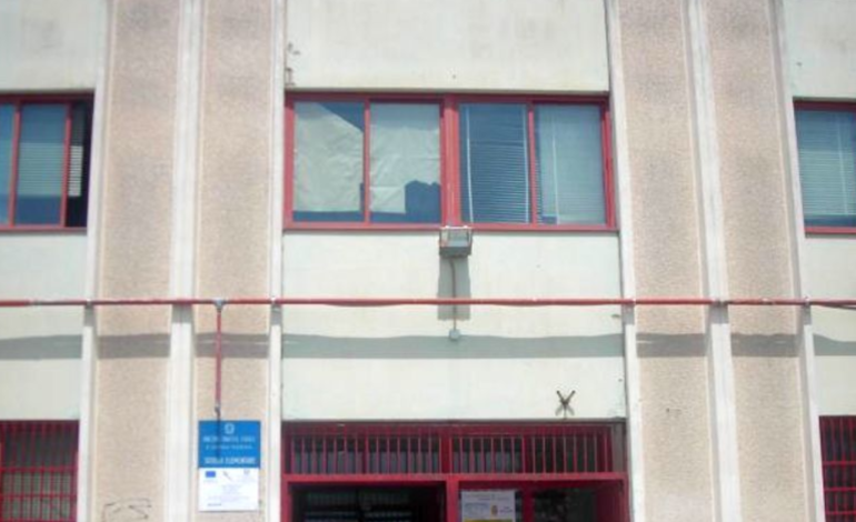 Bimbo escluso dalla gita, la preside difende gli insegnanti «La loro professionalità è da sempre riconosciuta»