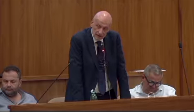 POZZUOLI/ Il PD lascia la conferenza dei capigruppo, Figliolia accusa: «Maggioranza spaccata, Monterusciello aspetta ancora»