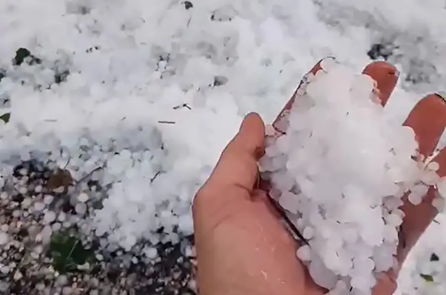 Maltempo per temporali e grandine, allerta meteo in vigore fino alle 10