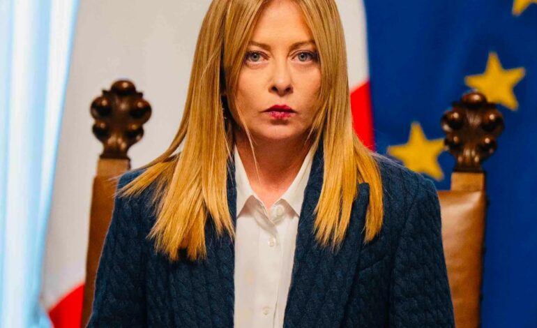 Giorgia Meloni annuncia «Rafforzati gli aiuti per i Campi Flegrei»
