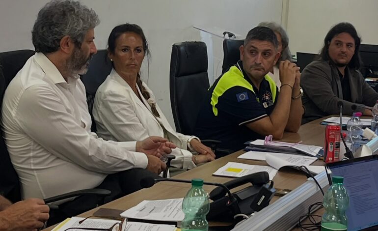 Fico annuncia le priorità “Migliorare decreto e far rientrare la gente nelle case”