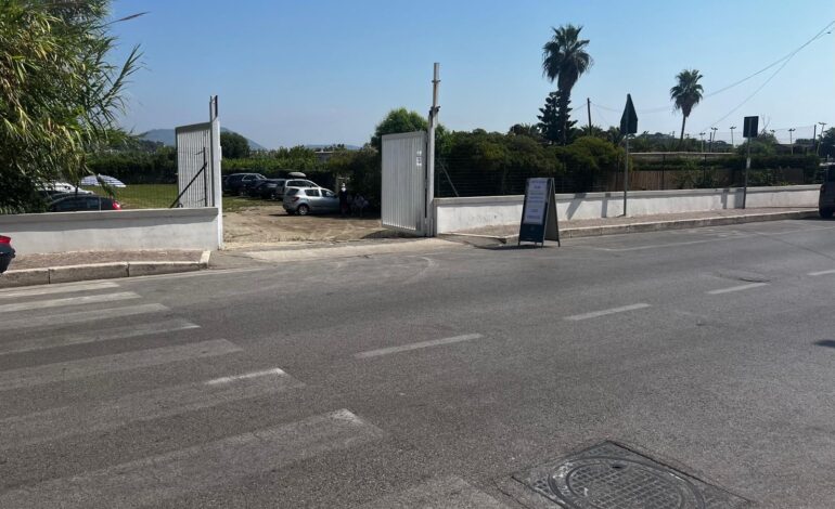 BACOLI/ Parcheggi aperti a Miliscola e Miseno, fine di un incubo per residenti e bagnanti