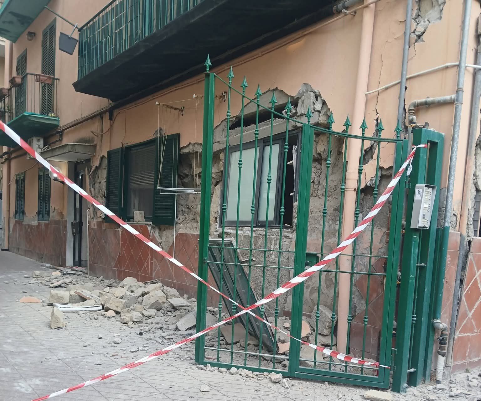 Bradisismo, le forze civiche e riformiste: «Basta gestire l’emergenza, serve una Legge Speciale per i Campi Flegrei»