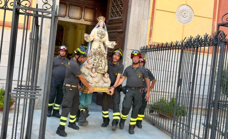 L’impegno dei vigili del fuoco a Pozzuoli: recuperata la chiesa di Santa Maria delle Grazie