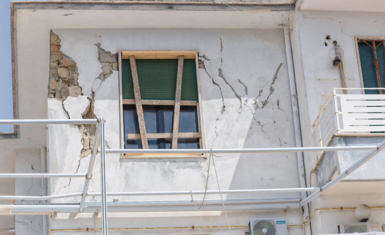 Il grido d’aiuto di un piccolo imprenditore di Pozzuoli «La mia attività messa in ginocchio dal bradisismo»