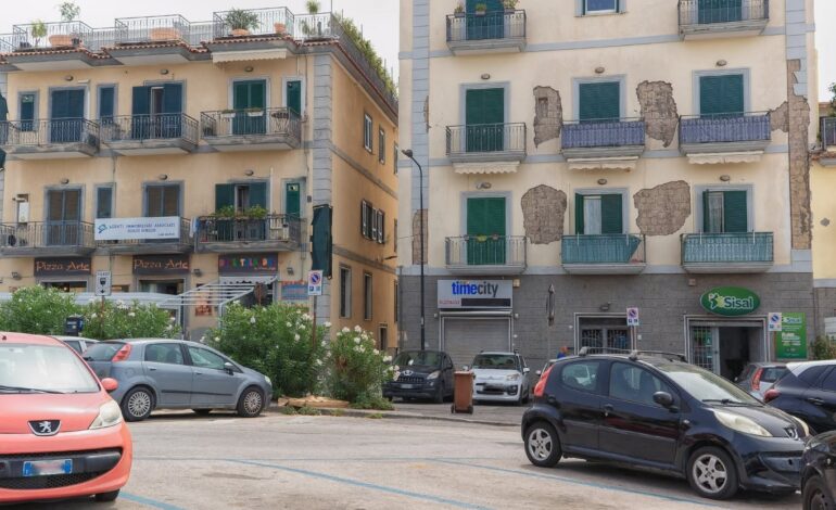 Sfollati ancora in aumento a Pozzuoli: sono 4.617