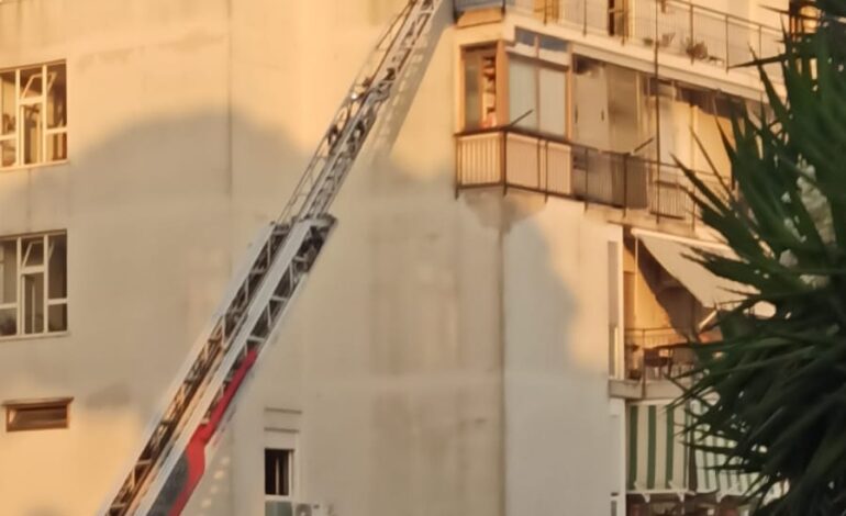 POZZUOLI/ Dramma a Monterusciello: uomo si lancia dal quarto piano di una palazzina