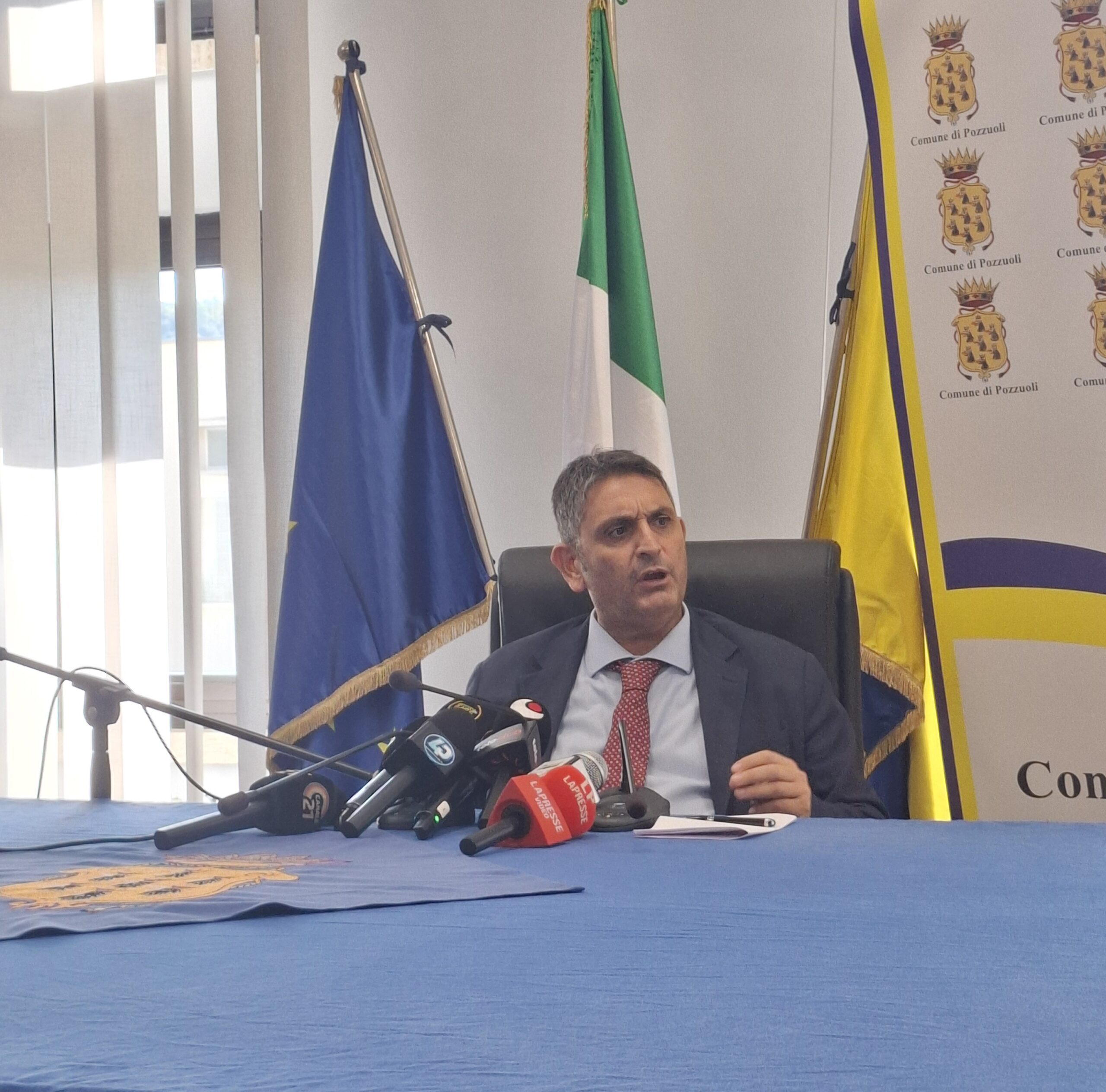 Il sindaco di Pozzuoli annuncia «La prossima settimana tutti a Roma»