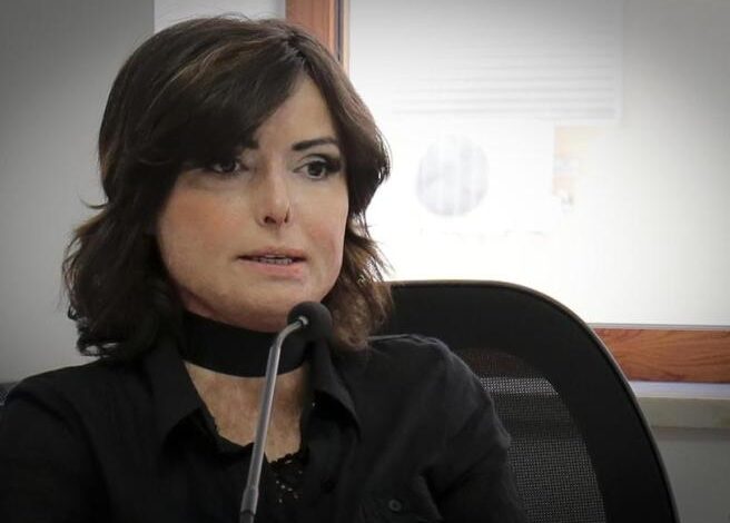 Investita a Pozzuoli da uomo ossessionato, monito di Carla Caiazzo «Promuovere la cultura del rispetto»