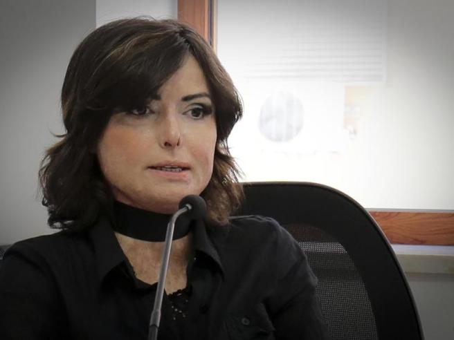 Investita a Pozzuoli da uomo ossessionato, monito di Carla Caiazzo «Promuovere la cultura del rispetto»