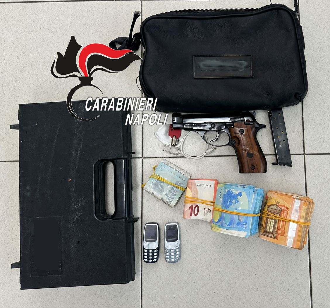 Pistola nascosta nell’accappatoio: carabinieri arrestano 51enne