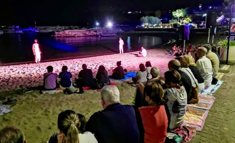 BACOLI/ La spiaggia di Marina Grande diventa un teatro all’aperto