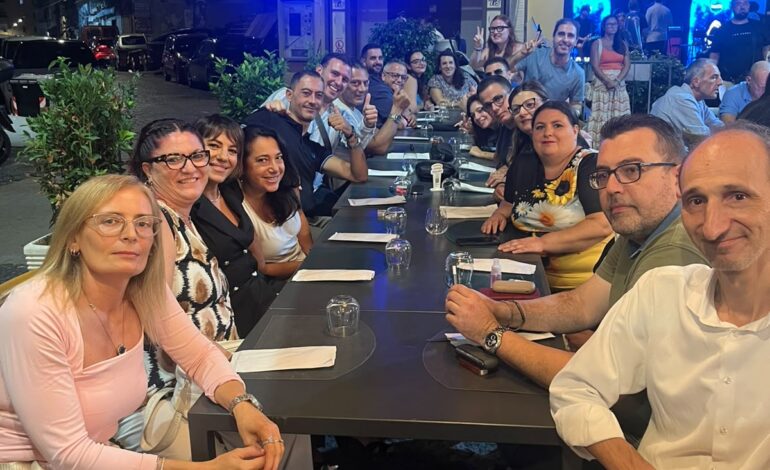Nel giorno di San Gennaro la “combriccola” ha invaso la pizzeria Simone Cancio – LE FOTO