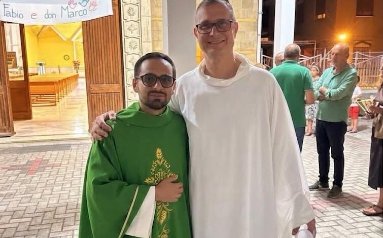 POZZUOLI/ Don Fabio e Don Marco: a Licola i due nuovi parroci della chiesa di San Massimo e Santa Maria Goretti