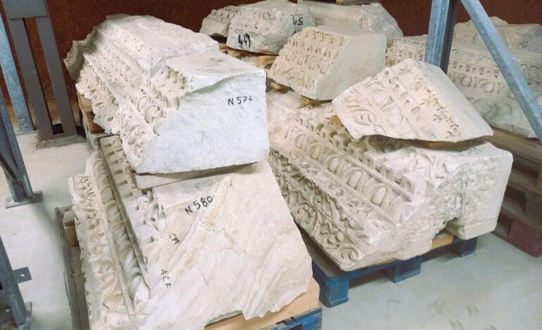 Pozzuoli svela i tesori nascosti dei depositi del Rione Terra – LE FOTO