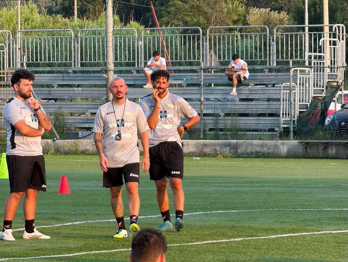 CALCIO/ Parla mister Troise: «Rione Terra, questa è la strada giusta per centrare i play off»