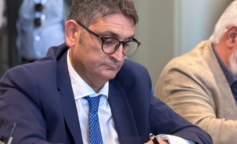 Bradisismo, monito del sindaco di Pozzuoli «Basta passerelle e speculazioni politiche. Andiamo tutti a Roma»