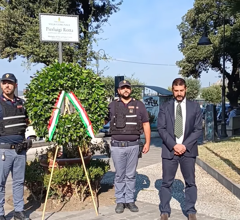 La Polizia di Pozzuoli ricorda Pierluigi Rotta, l’agente eroe ucciso a Trieste «Esempio per tutti noi»