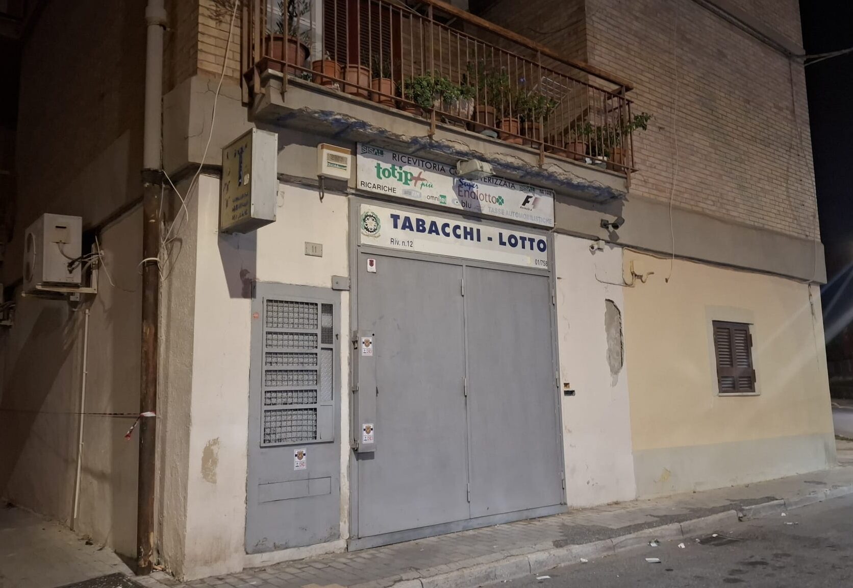POZZUOLI/ Tentano furto in tabaccheria e scappano: carabiniere spara. Quattro fermati a Toiano, c’è anche Pagliuca Jr – LE FOTO